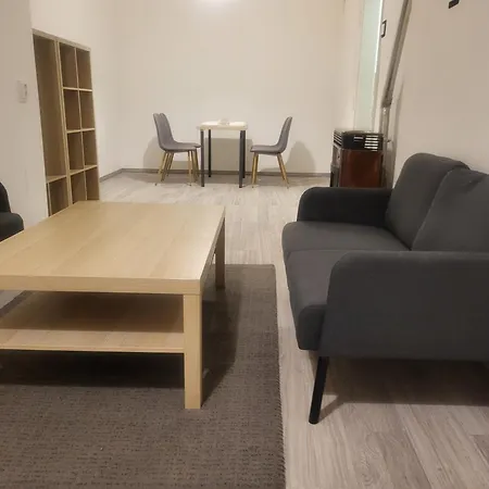 Apartamento Sleepover Center *