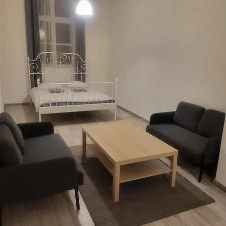 Sleepover City Center Apartment *