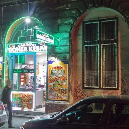 Sleepover Center * Budapeste